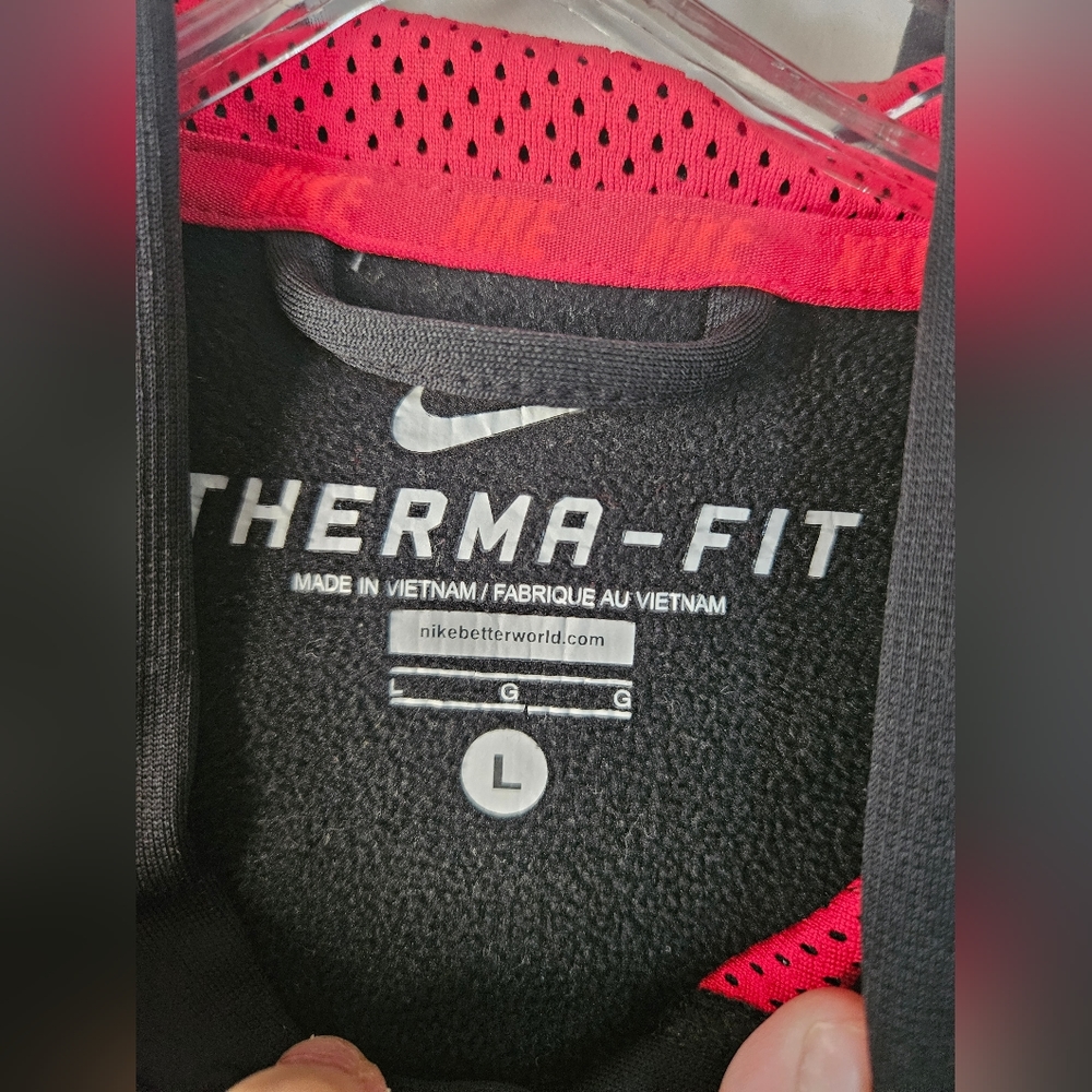 Nike therma fit red and black Hoodie size‎ large - Picture 7 of 7